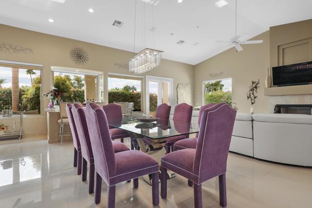 79505 Saint Margarets Bay, Bermuda Dunes CA: https://media.crmls.org/mediaz/bbf273fa-e9ae-462e-9f8b-da799957d1e8.jpg