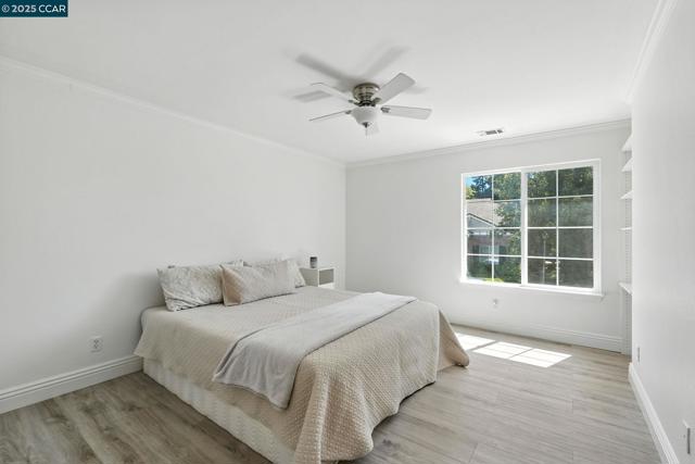 1023 Pebble Beach Dr, Clayton CA: https://media.crmls.org/mediaz/bbf2cfbc-0720-441d-96c7-c1c61cee4c20.jpg