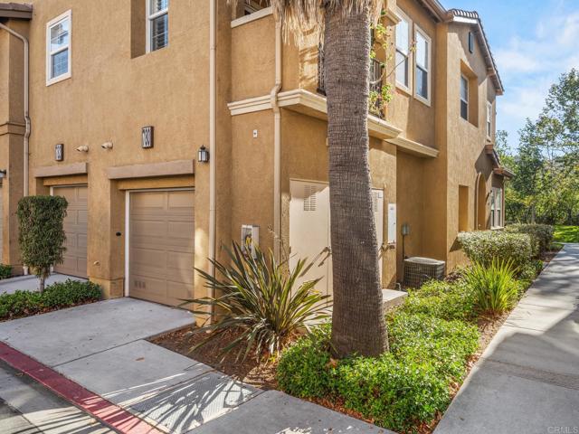 Detail Gallery Image 3 of 44 For 780 Anchor Cove, San Diego,  CA 92154 - 2 Beds | 2 Baths