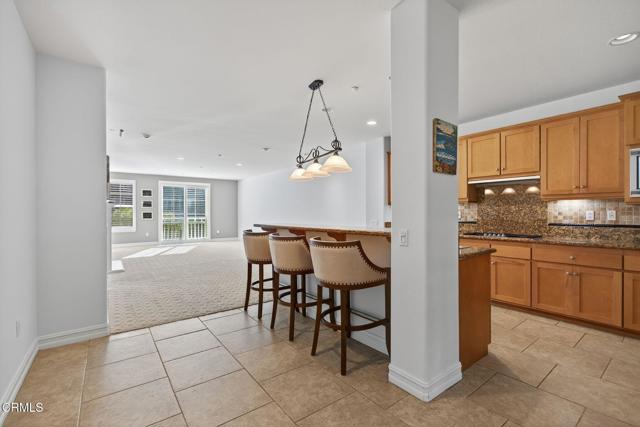 1423 Windshore Way, Oxnard CA: https://media.crmls.org/mediaz/bbf333b8-5001-4c21-ab2e-a607505bc520.jpg