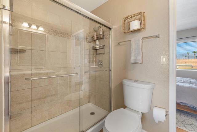 40785 Breezy Pass Road, Palm Desert CA: https://media.crmls.org/mediaz/bbf545a2-16be-4c2d-888d-b4c6f9d78cc8.jpg