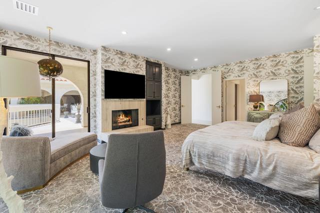 Image 32 of 80 For 70663 Oroville Circle