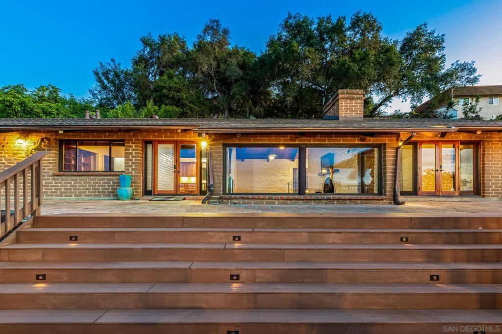 2305 Royal Oak - photo 2