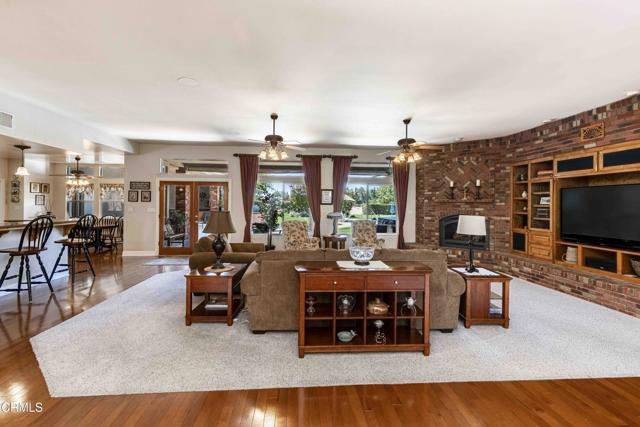 Image 14 of 69 For 211 Moon Ranch Street