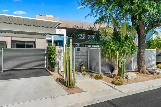 3617 Quiet Side Street, Palm Springs CA: https://media.crmls.org/mediaz/bbf90da7-9f7a-4df8-99fa-4626f7bbd05e.jpg