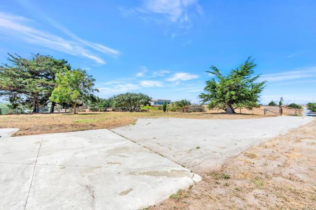 501 Trail Drive, Moss Landing CA: https://media.crmls.org/mediaz/bbf932f0-f9be-45f3-8403-f3e95c8c4382.jpg