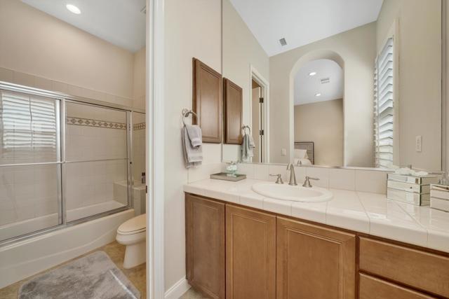 Image 35 of 42 For 81195 Muirfield Vlg.