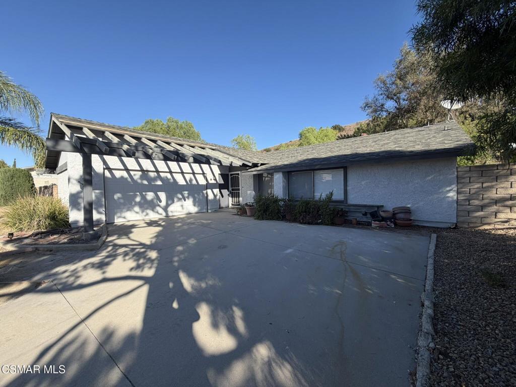 2175 Stoneman Street — architectural residence