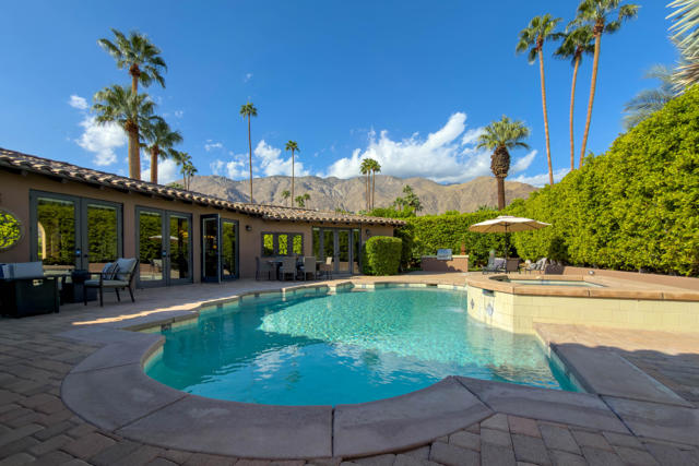 252 Camino Sur, Palm Springs, CA 92262