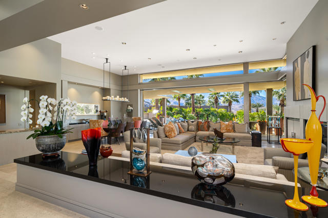 45 Mirada Circle, Rancho Mirage CA: https://media.crmls.org/mediaz/bbfd62b9-d793-4275-95c0-ccddbaa2294c.jpg