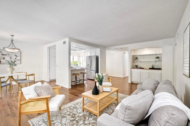 3536 Sky Haven Lane, Oceanside CA: https://media.crmls.org/mediaz/bbfd8990-4424-4cc7-96b2-779e0076ea3f.jpg