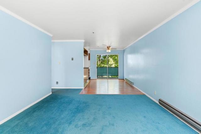 464 Clinton Street, Redwood City CA: https://media.crmls.org/mediaz/bbfe2316-bebe-498d-bfc8-692ffa4032e8.jpg