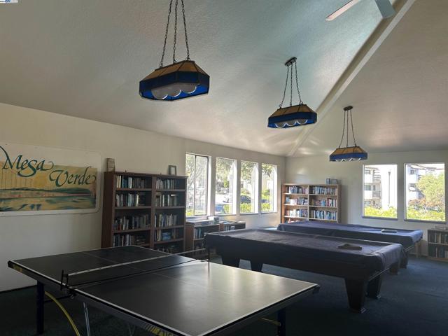 21117 Gary Dr, Hayward CA: https://media.crmls.org/mediaz/bbfe29bb-4f66-43df-8c53-d3a53817af4f.jpg