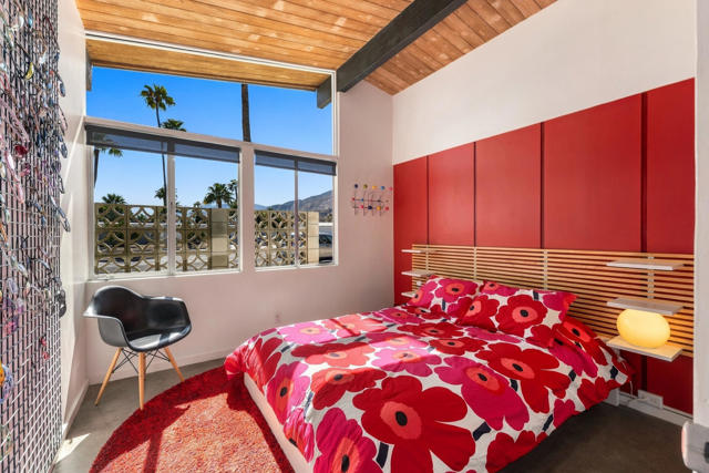 438 E Racquet Club Road, Palm Springs, CA 92262
