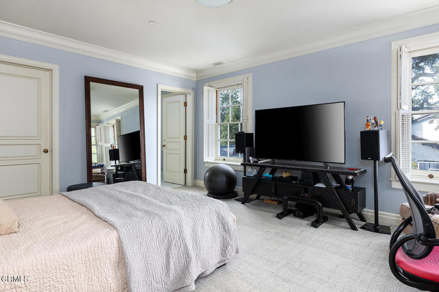 1425 Lombardy Road, Pasadena CA: https://media.crmls.org/mediaz/bc023228-7359-433b-a3ea-18a18d230c2e.jpg