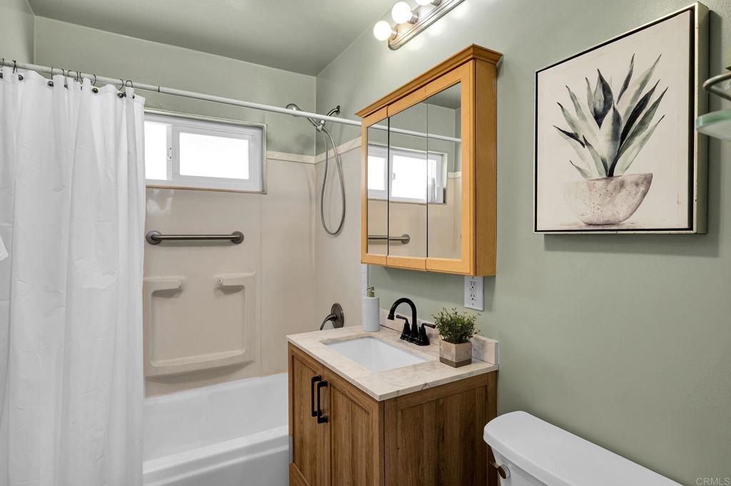4560 Derrick Drive - photo 12