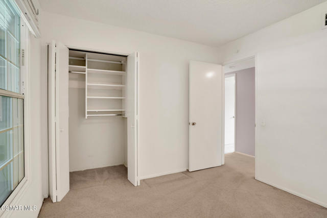 624 Montgomery Avenue, Ventura CA: https://media.crmls.org/mediaz/bc02e163-3124-4b17-a2a6-c94b0ca8a505.jpg
