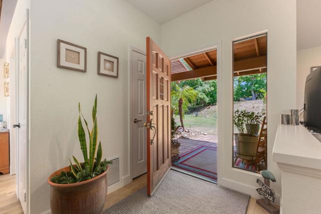 Detail Gallery Image 5 of 43 For 18818 Los Hermanos Ranch Road, Valley Center,  CA 92082 - 3 Beds | 2/1 Baths