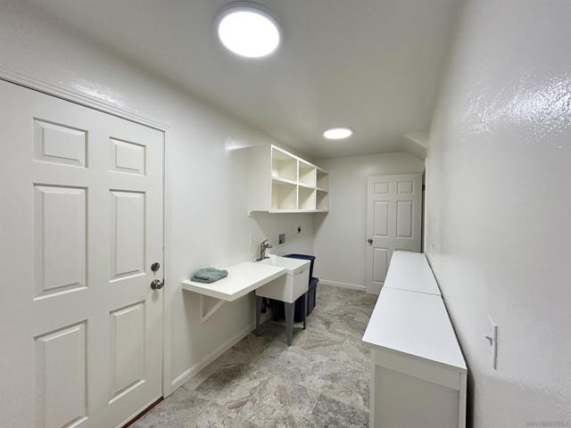 2510 MONTGOMERY AVE, Cardiff by the Sea CA: https://media.crmls.org/mediaz/bc03dd0b-4b6f-4d4e-b3ac-6164a533cd40.jpg