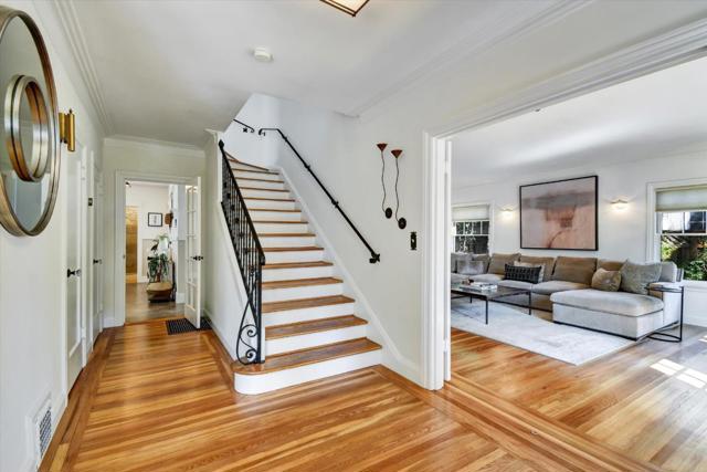 901 Laurel, San Mateo CA: https://media.crmls.org/mediaz/bc03df9c-4d0b-4fe5-a964-c2d141c391c3.jpg
