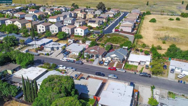 37 Wharf Dr, Bay Point CA: https://media.crmls.org/mediaz/bc03e0b1-e521-4115-be92-ce9647edf883.jpg