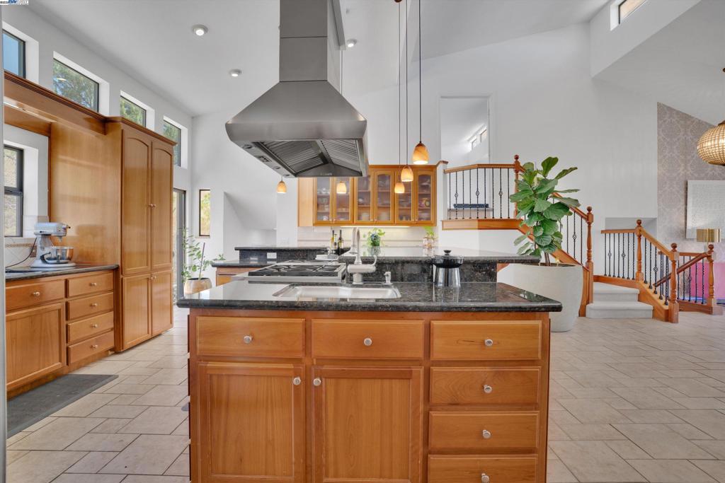 MLS #41104675 img 11