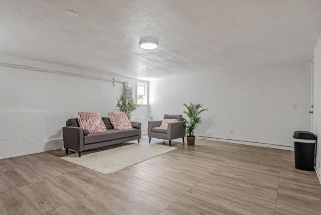 604 Key Boulevard, Richmond CA: https://media.crmls.org/mediaz/bc058e07-795c-4007-a7ae-0f77e2f5645c.jpg