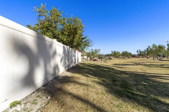 1433 Sunflower Circle N, Palm Springs, CA 92262