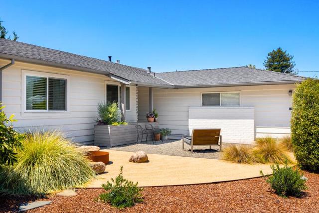 5090 Chiquita Way, Soquel CA: https://media.crmls.org/mediaz/bc0900e4-ac7b-4720-92d9-8e4d649c368e.jpg
