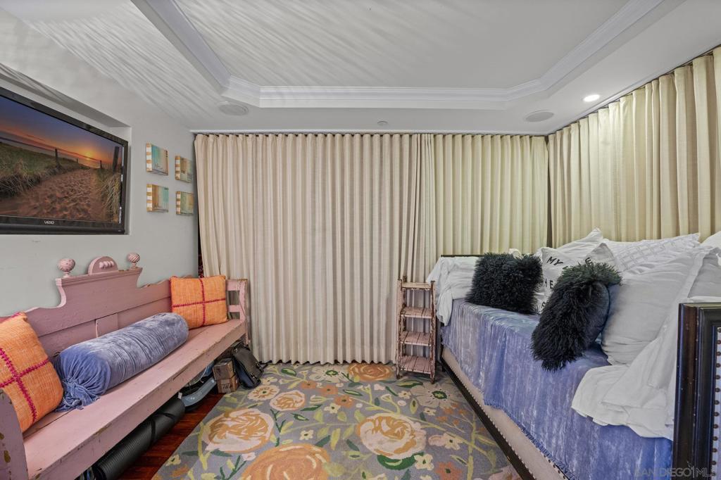 MLS #250034740SD img 11