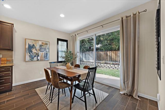 Image 13 of 43 For 1705 Hummingbird Way
