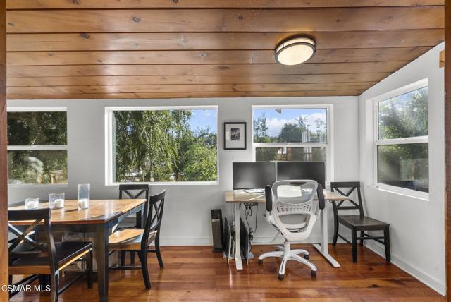 5429 Fairview Place, Agoura Hills CA: https://media.crmls.org/mediaz/bc0b08d9-cc0f-4784-bcac-0a34a577ccdb.jpg