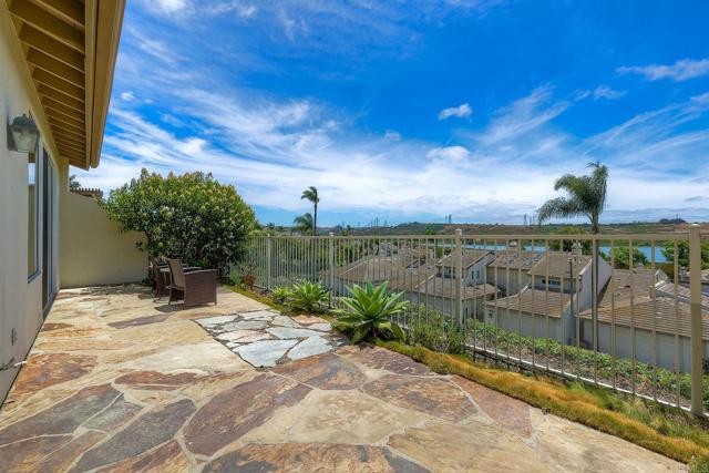 4781 ARGOSY LANE, Carlsbad CA: https://media.crmls.org/mediaz/bc0b8082-0323-4e22-8011-589954722373.jpg