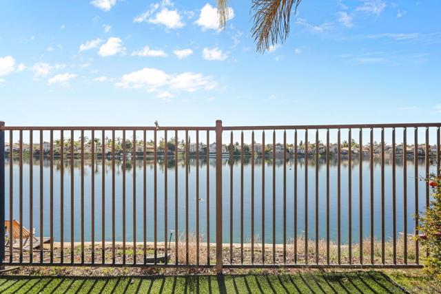 29737 Northshore, Menifee CA: https://media.crmls.org/mediaz/bc0bc185-c0c6-4d77-9e10-4934e41374bc.jpg