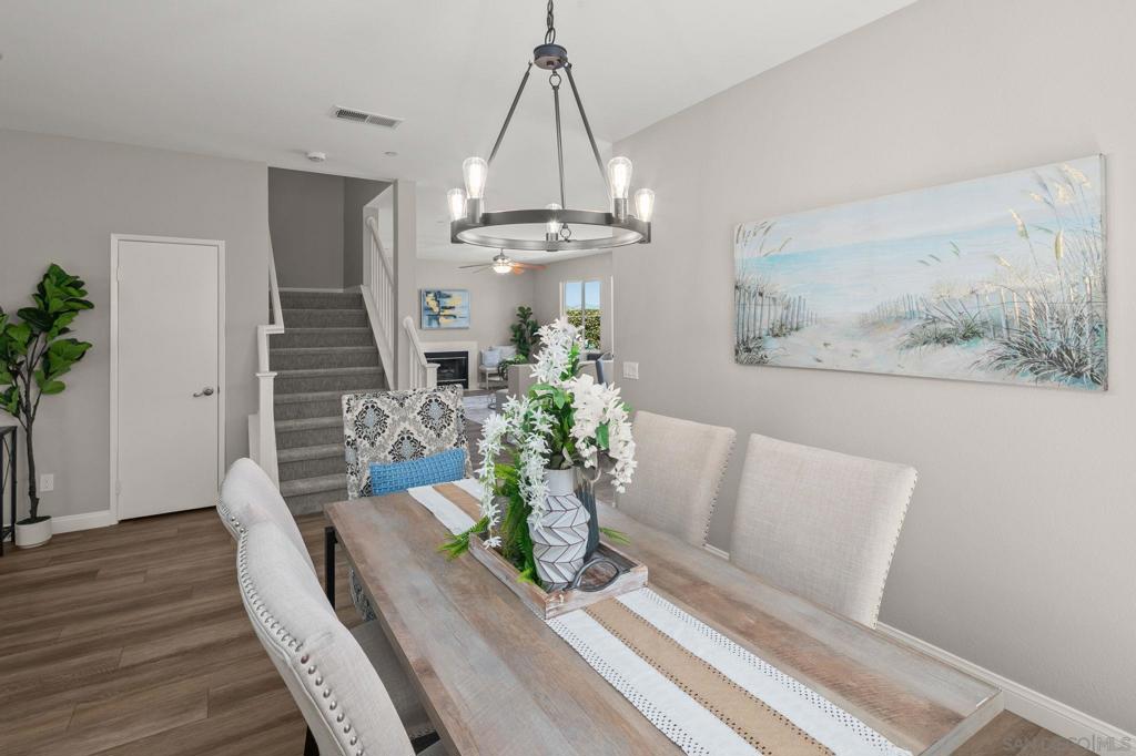 233 Petunia Ct - photo 8