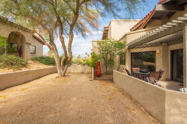 1620 Las Casitas Dr, Borrego Springs CA: https://media.crmls.org/mediaz/bc0e0c95-d714-45aa-af54-19b887503cbc.jpg