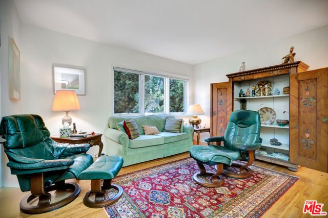 1519 Comstock Avenue, Los Angeles CA: https://media.crmls.org/mediaz/bc0e69d8-3dd1-472b-9f80-55fb24e62d4f.jpg