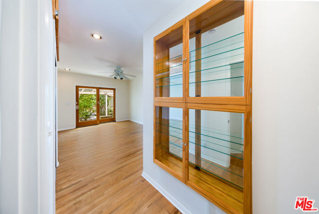 6506 W 82nd Street, Los Angeles CA: https://media.crmls.org/mediaz/bc0e6b71-904c-4a3b-8da5-bd580d1e0f3e.jpg