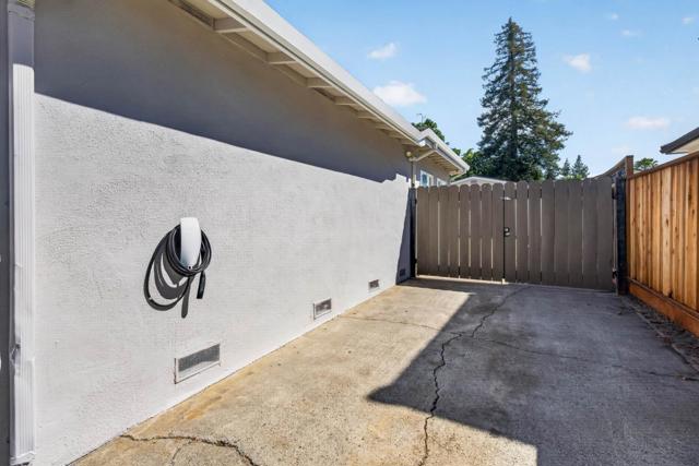 Image 21 of 36 For 4162 Piper Drive