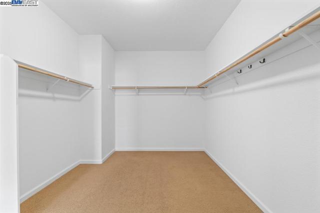 1525 Whispering Oaks Way, Pleasanton CA: https://media.crmls.org/mediaz/bc0f6f4e-44bd-4067-8fab-8d6ec99d6376.jpg
