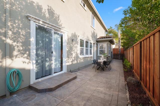 7531 Edinburgh Way, Gilroy CA: https://media.crmls.org/mediaz/bc0f708e-b6de-4792-aad4-cea7ba5440b7.jpg