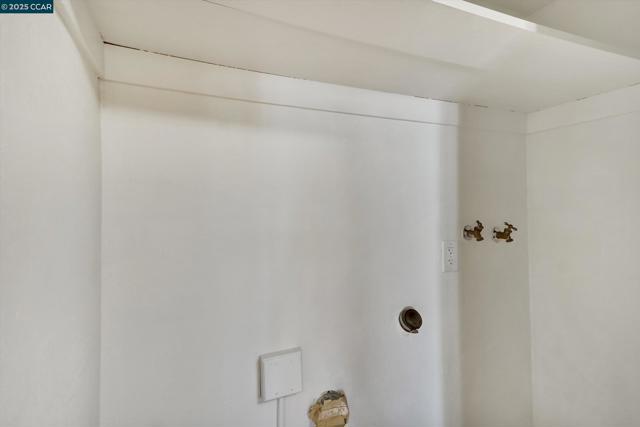 1598 Schenone Ct, Concord CA: https://media.crmls.org/mediaz/bc10277b-cc4e-47ed-9493-9f941caa516f.jpg