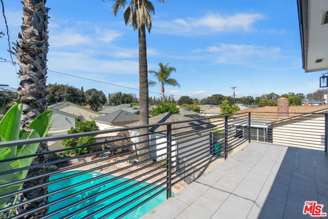4723 Autry Avenue, Long Beach CA: https://media.crmls.org/mediaz/bc1057f7-7cf1-4aae-b7bb-cf8bb68eb41b.jpg