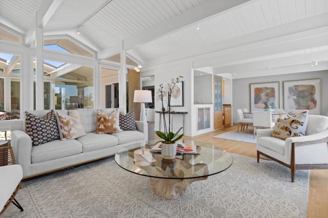 2989 Dolores Way, Burlingame CA: https://media.crmls.org/mediaz/bc1085f6-3714-469a-9052-e140513ae54e.jpg