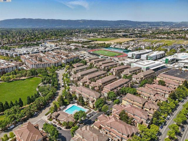 3328 Monaghan St, Dublin CA: https://media.crmls.org/mediaz/bc127633-42cd-4d0f-b75c-ae78c260b0c8.jpg