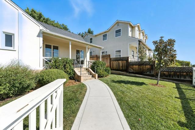 1968 Arroyo Avenue, San Carlos CA: https://media.crmls.org/mediaz/bc12ec3f-cb81-4d7d-85a7-df738703b885.jpg