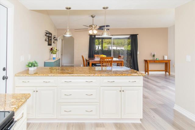 Detail Gallery Image 14 of 57 For 24093 Sargeant Rd., Ramona,  CA 92065 - 4 Beds | 3 Baths