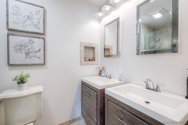 13791 Via Tres Vista, San Diego CA: https://media.crmls.org/mediaz/bc13b7ca-3ca4-4a7f-b818-c3a8abd46461.jpg