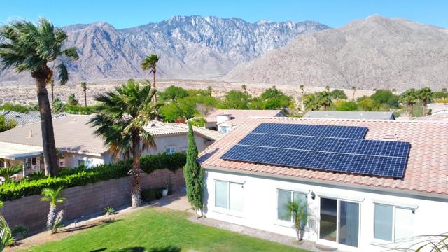 3664 Vista Verde, Palm Springs CA: https://media.crmls.org/mediaz/bc13d4e0-1f23-4d9b-be5a-40cc344d9a43.jpg