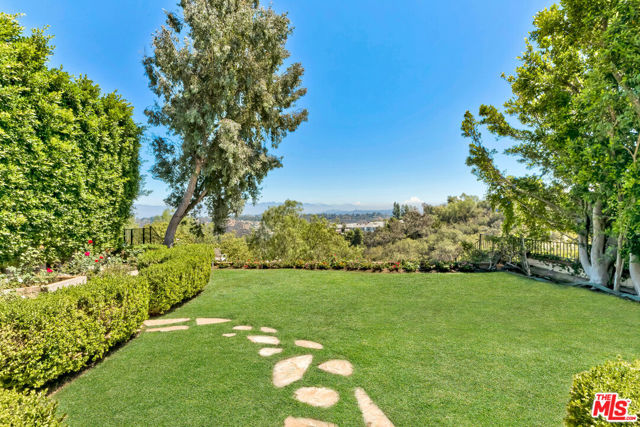 Drew Fenton | 2222 Canyonback Road Los Angeles CA | MLS: 7400788